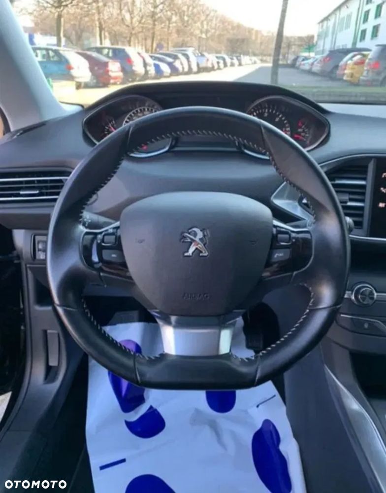 Peugeot 308 SW 1.6 BlueHDi Active S&S - 13