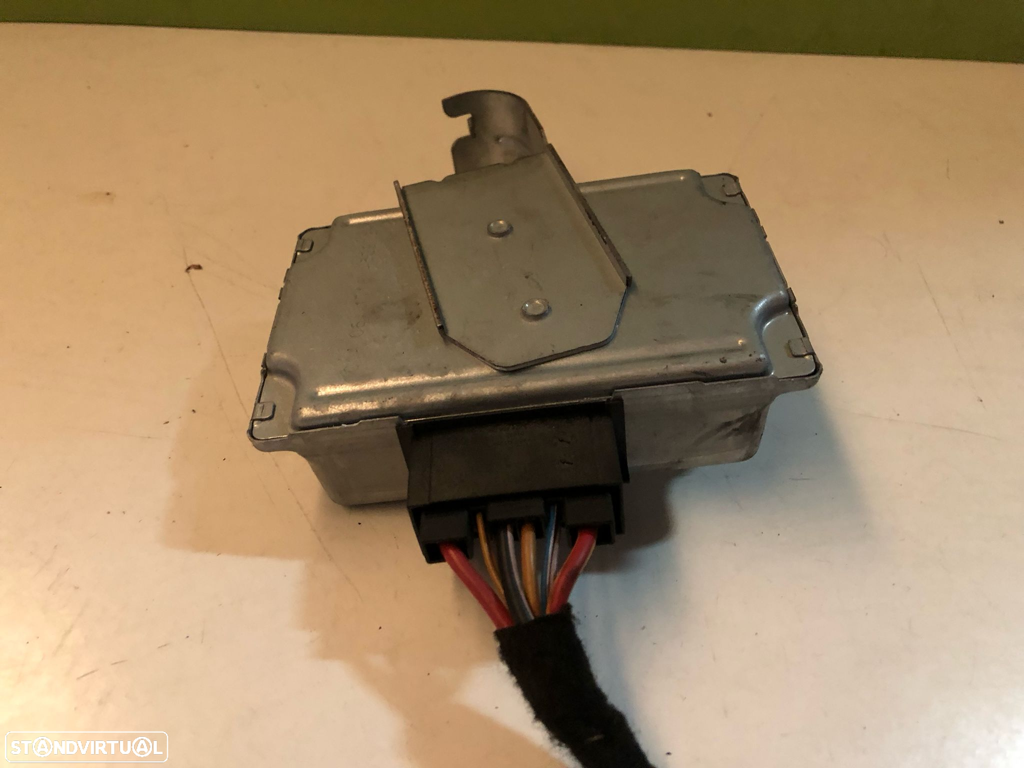 FORD FOCUS III MODULO ELETRONICO - MD070 MD071 - 4
