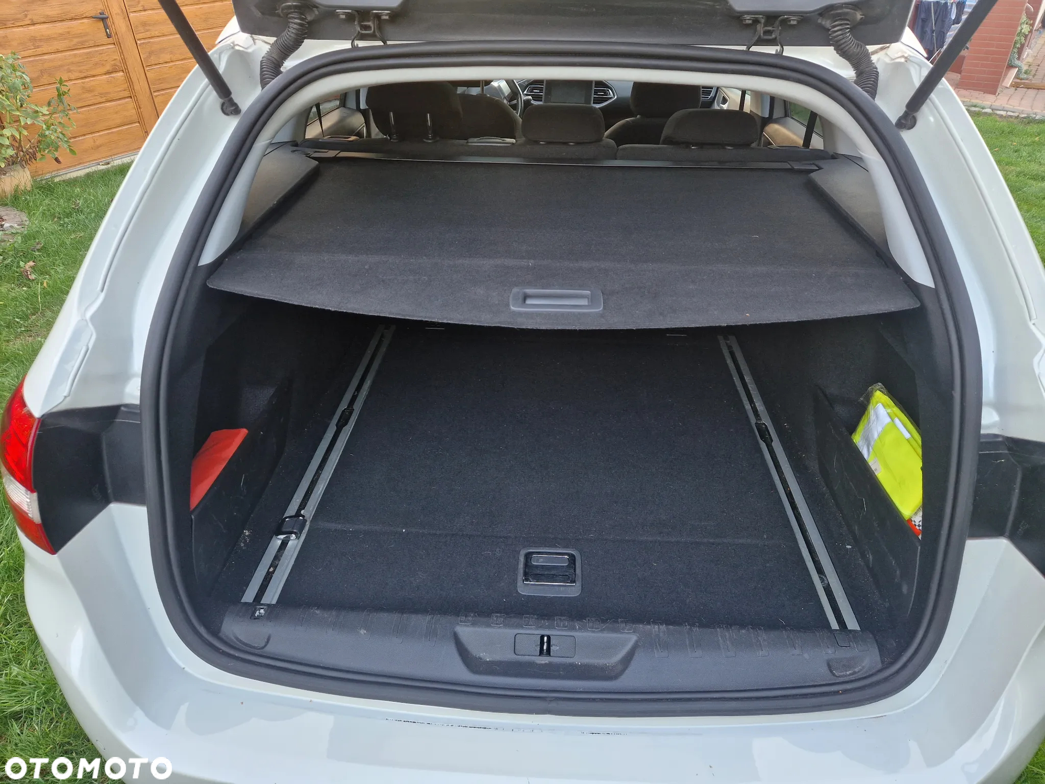 Peugeot 308 SW BlueHDi 120 Stop & Start Active - 39