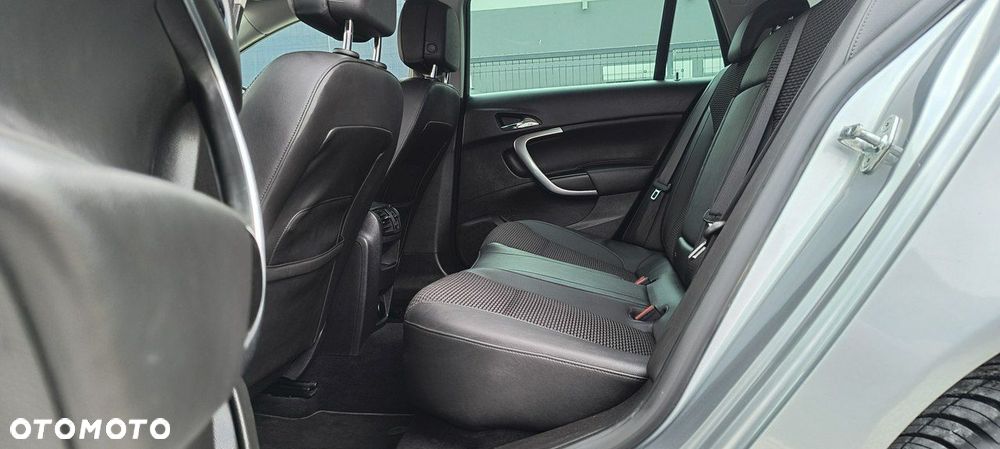 Opel Insignia 2.0 CDTI Cosmo - 11