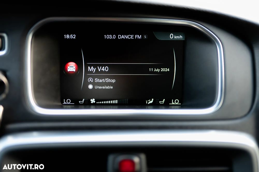 Volvo V40 T4 Powershift Momentum - 15