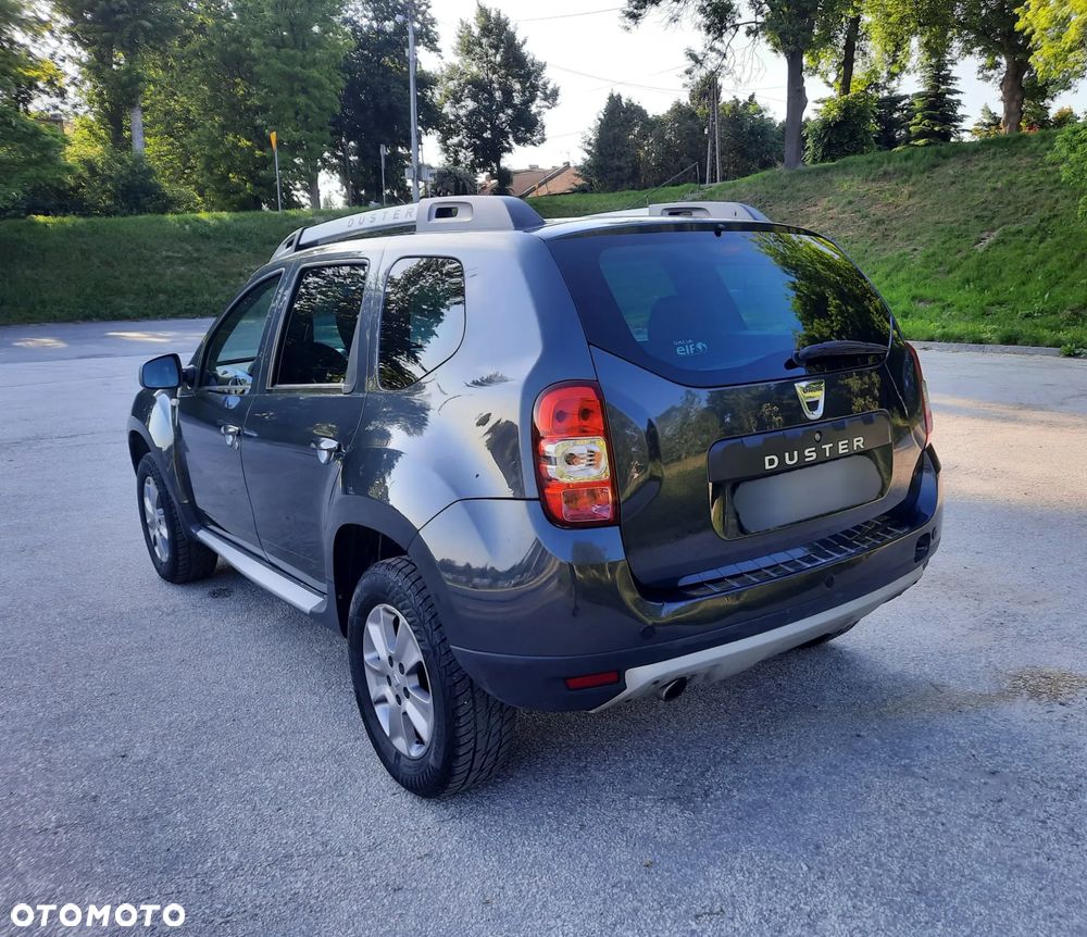 Dacia Duster 1.6 SCe Laureate S&S - 3