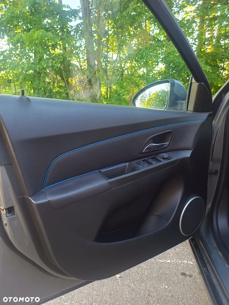 Chevrolet Cruze 2.0 D LTZ - 12