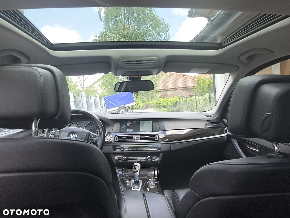 BMW Seria 5 520d Luxury Line - 24