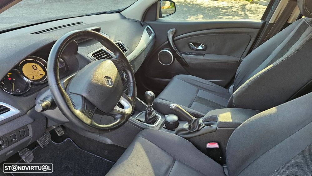 Renault Mégane Sport Tourer 1.5 dCi Dynamique - 9