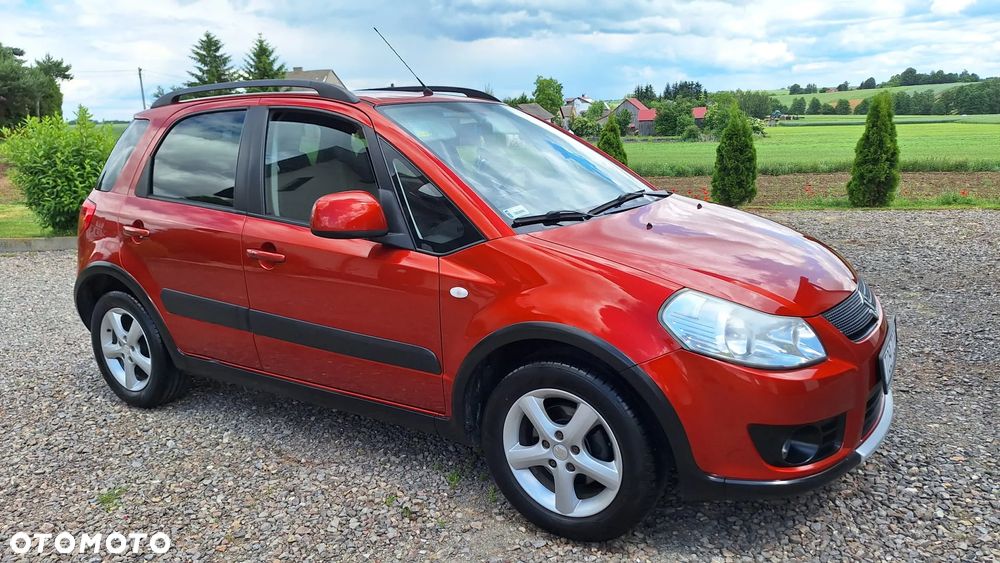 Suzuki SX4 1.6 GS / Premium - 1