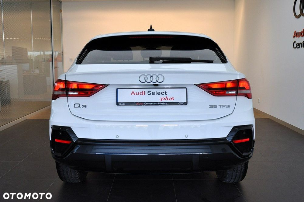 Audi Q3 Sportback - 3