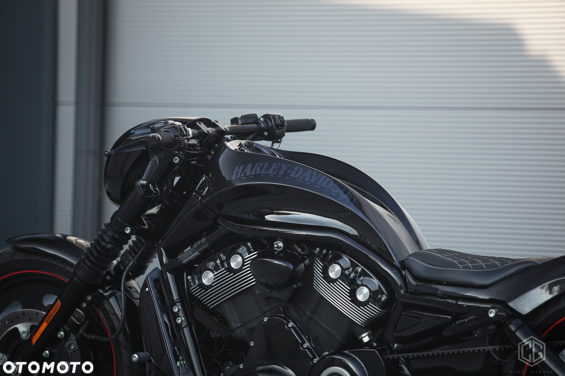 Harley-Davidson V-Rod Night Rod - 24