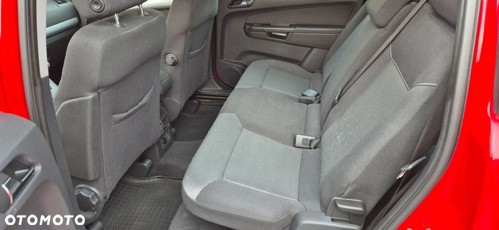 Opel Zafira 1.7 CDTI - 12