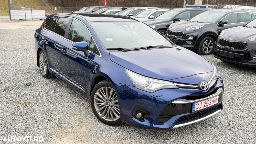 Toyota Avensis 2.0 D-4D Executive - 27