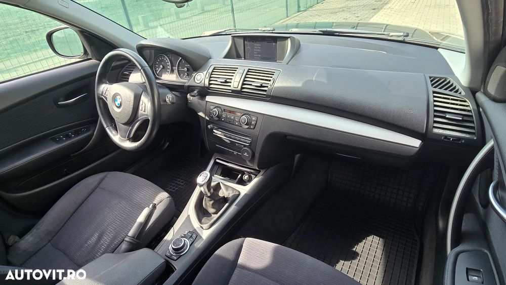 BMW Seria 1 118d - 10