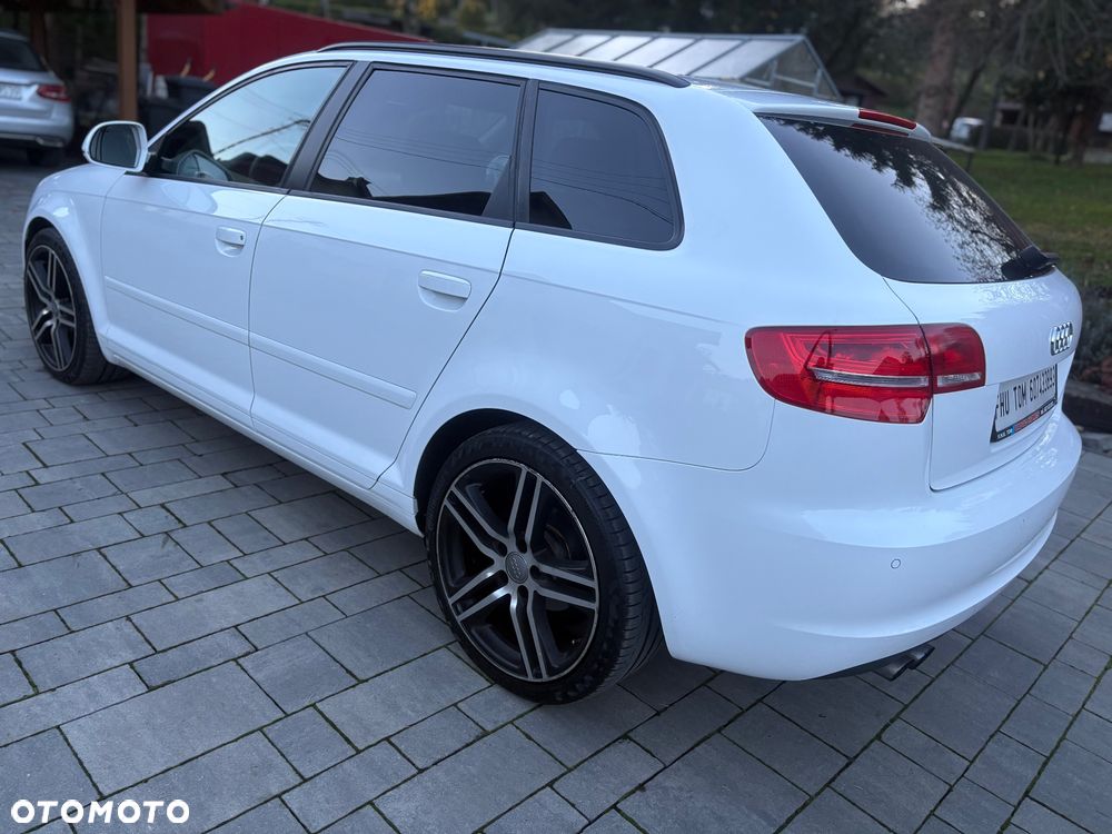 Audi A3 Sportback - 15