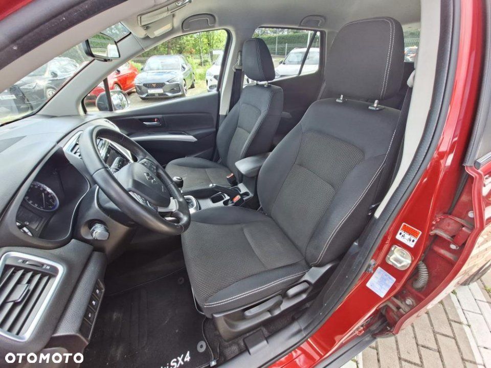 Suzuki SX4 - 12