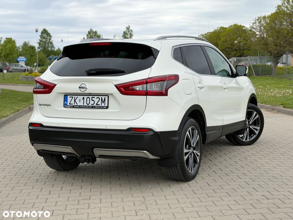 Nissan Qashqai 1.2 DIG-T N-Connecta EU6 - 11