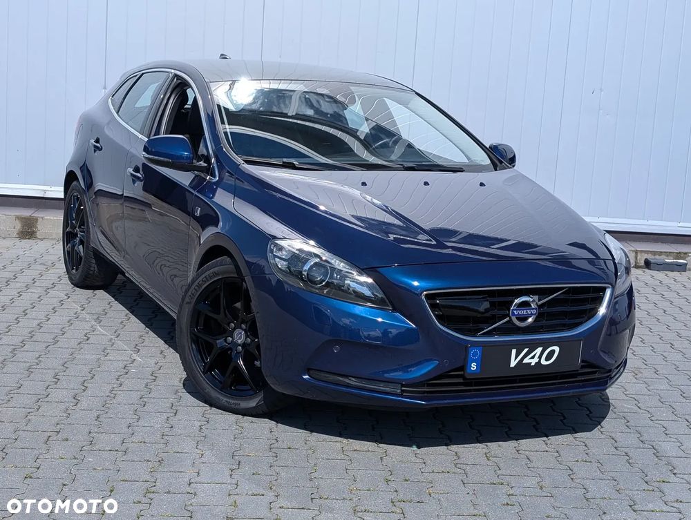 Volvo V40 D3 Drive-E Ocean Race - 11