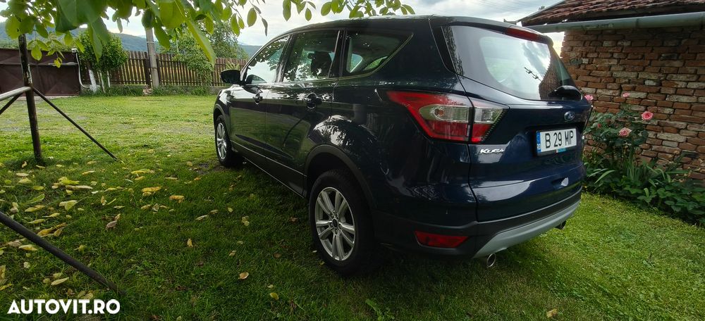 Ford Kuga 1.5 EcoBoost 4WD Aut. Trend - 2