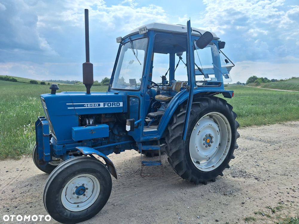 Ford 4600 - 4