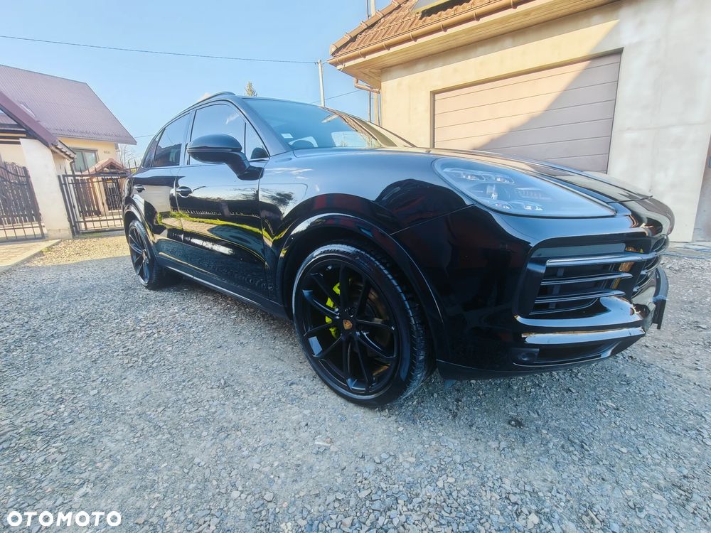 Porsche Cayenne E-Hybrid - 4