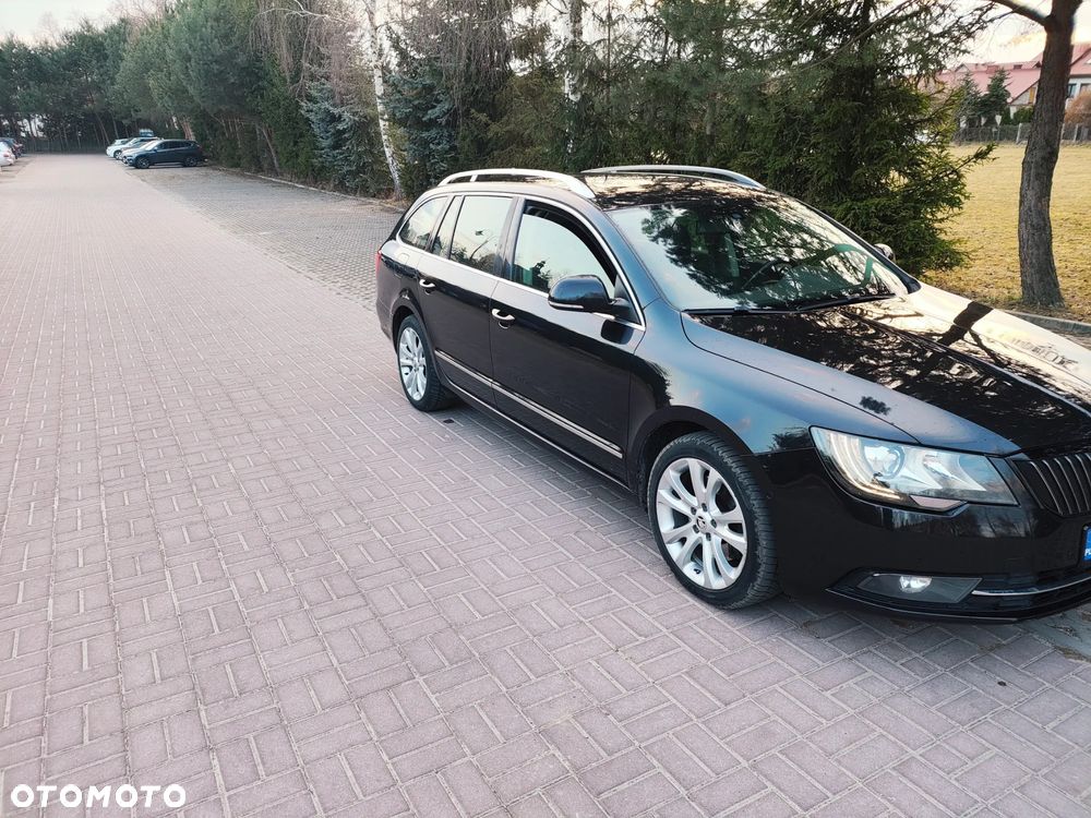 Skoda Superb 2.0 TDI Elegance - 3