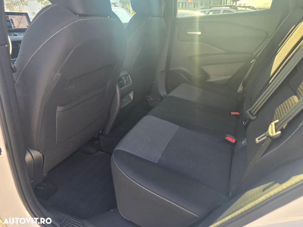Nissan Qashqai 1.3 l MHEV X-Tronic N-Connecta - 17