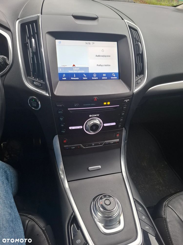 Ford Galaxy - 14