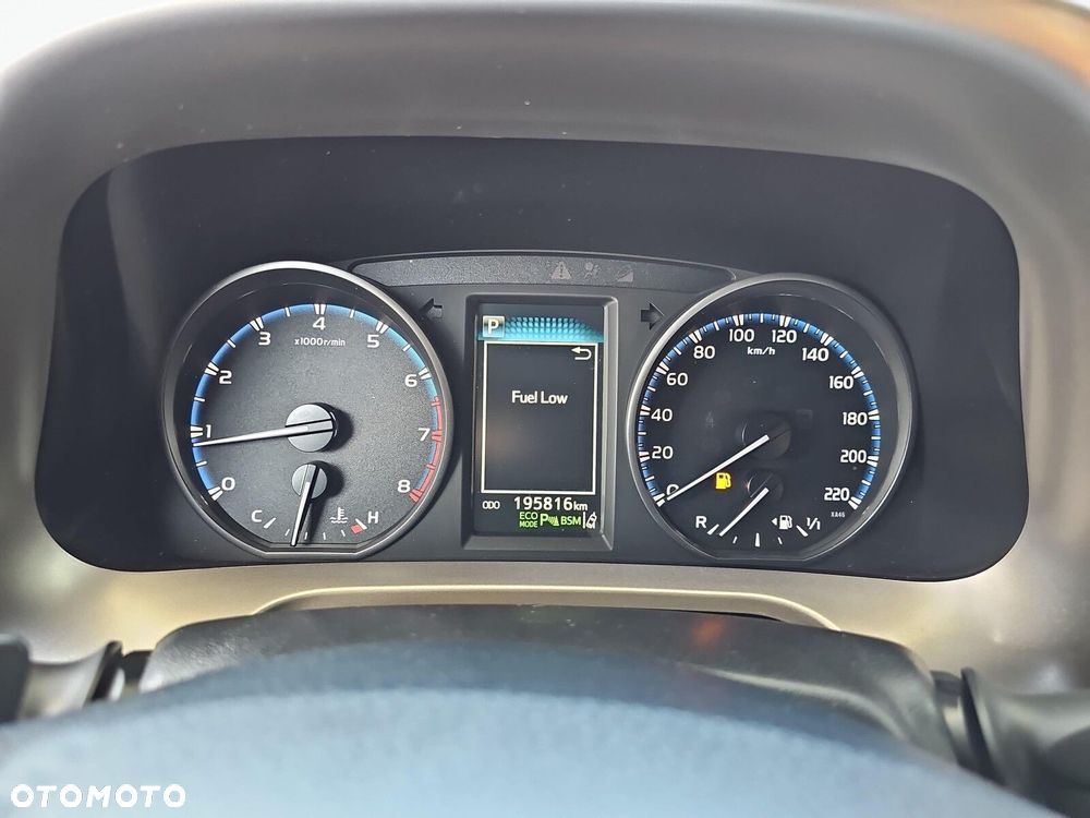 Toyota RAV4 - 24