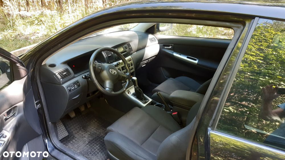 Toyota Corolla 1.6 Sol - 9