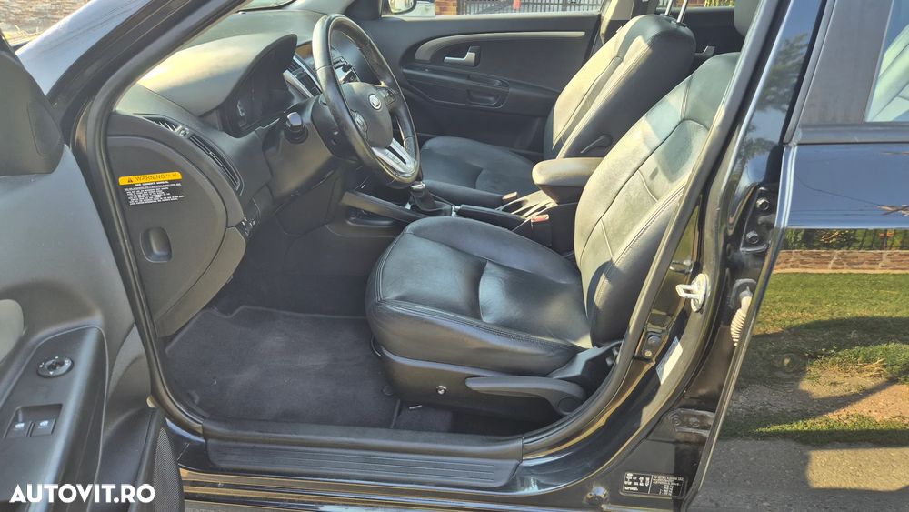 Kia Ceed 1.4 CVVT Dream-Team Edition - 6