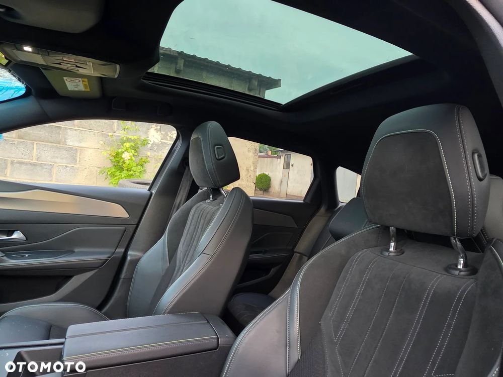Peugeot 308 BlueHDi 130 EAT8 GT - 10