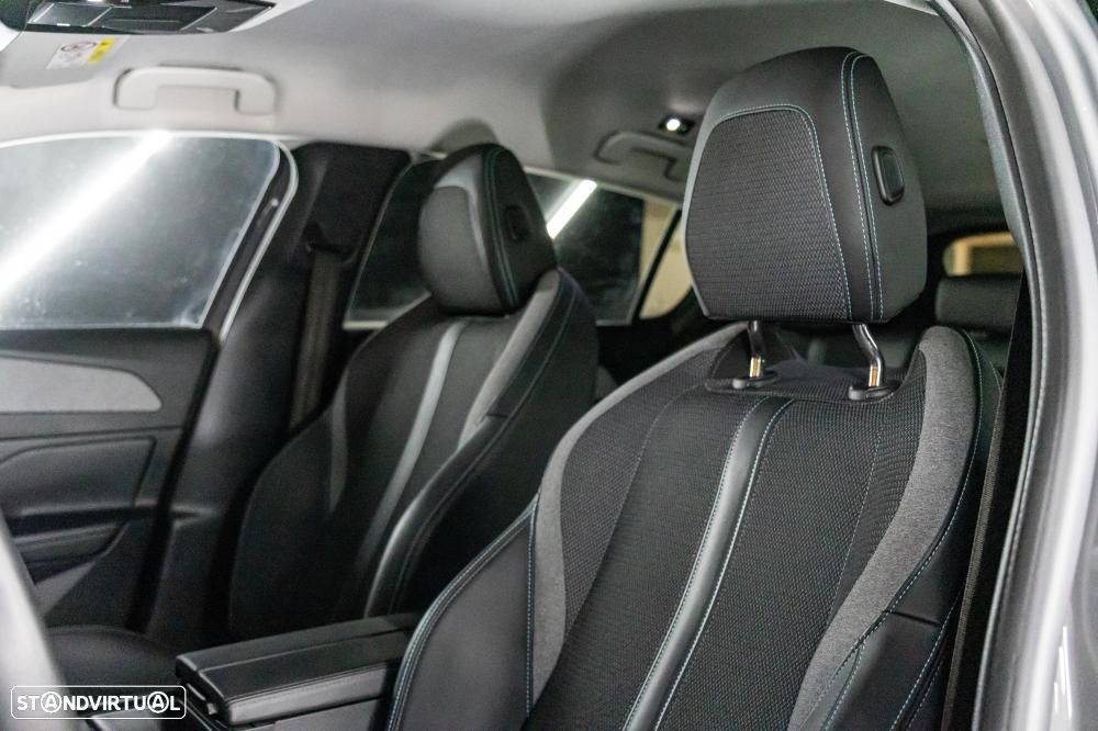 Peugeot 308 1.5 BlueHDi Allure EAT8 - 42