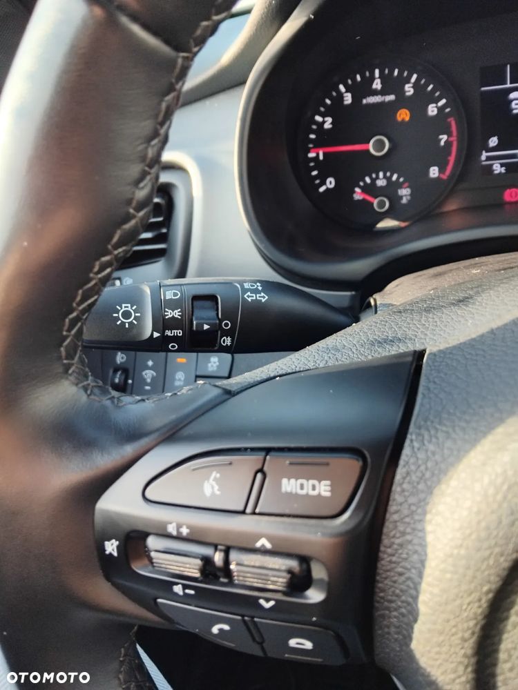 Kia Stonic 1.0 T-GDI M - 14