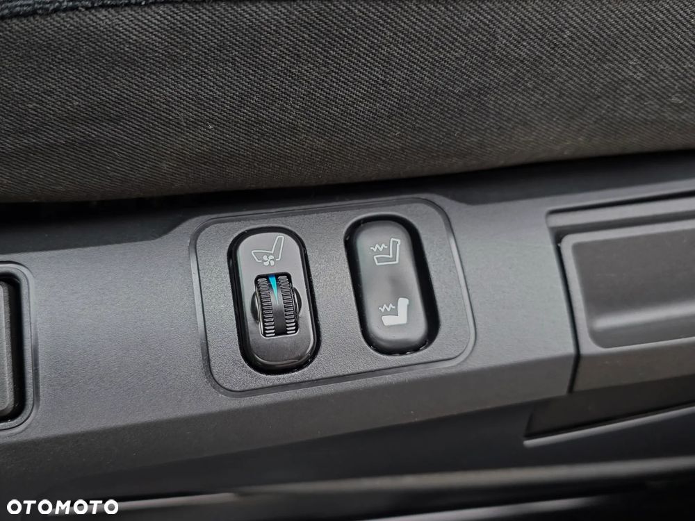 Mercedes-Benz ACTROS MP5 1853 / Salonka / Aktywny asystent kierowania / Klima postojowa - 19