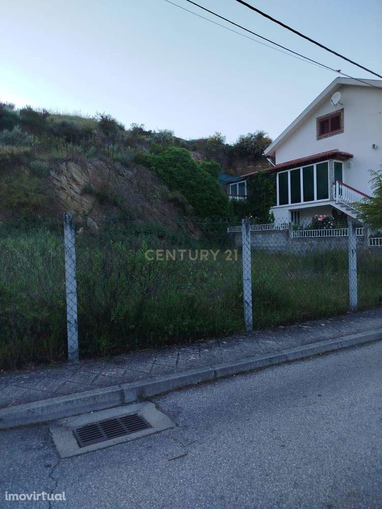 Terreno Urbano para construção - Tabuaço - Grande imagem: 2/3