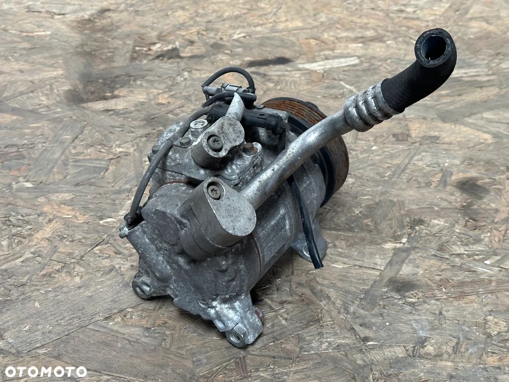 SPRĘŻARKA KLIMATYZACJI BMW E90 2.0 TD 447260-3821 - 2