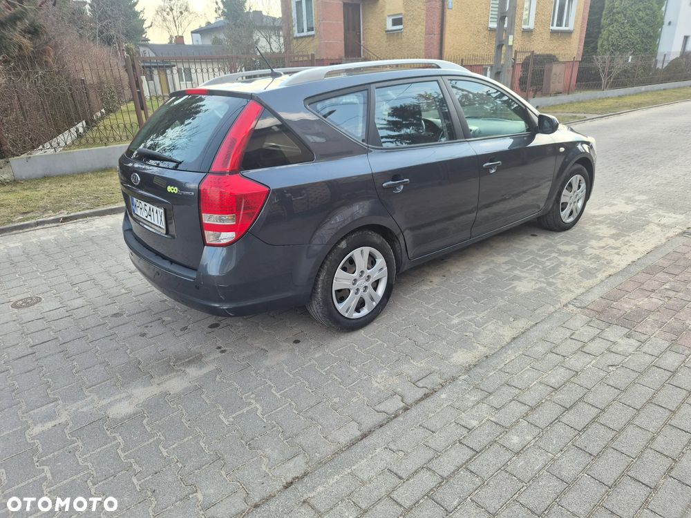 Kia Ceed 1.4 CVVT Attract - 5