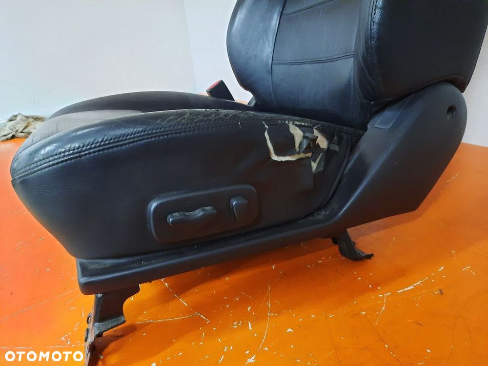 NISSAN PATHFINDER R50 II 99-04 FOTEL KIEROWCY LEWY SKÓRA ELEKTRYCZNY - 8