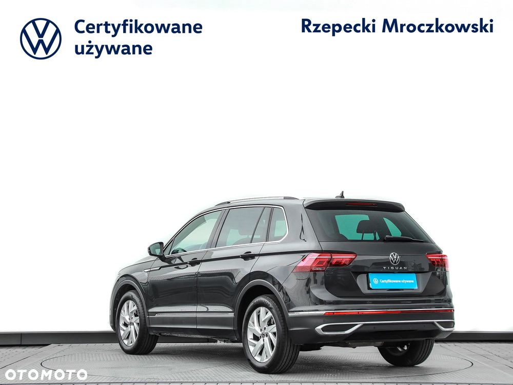 Volkswagen Tiguan - 9