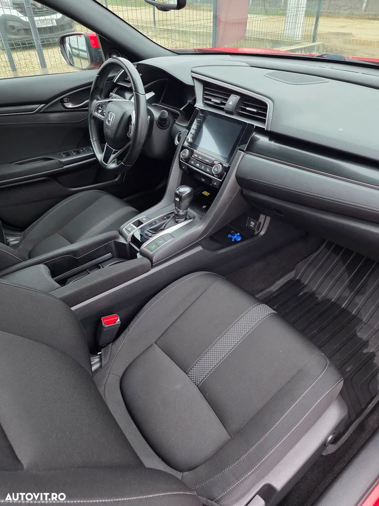 Honda Civic 1.5 VTEC Turbo CVT Sport - 12