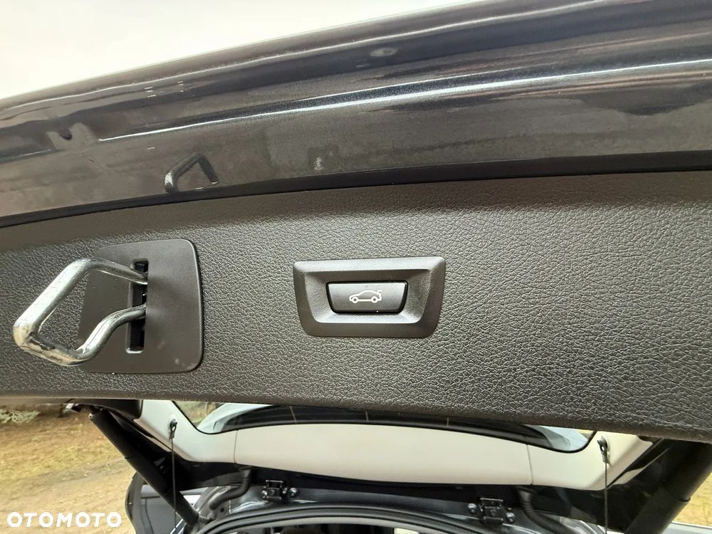 BMW Seria 2 218d Sport Line - 16