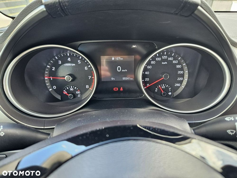 Kia Ceed - 15