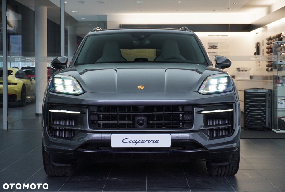 Porsche Cayenne - 5