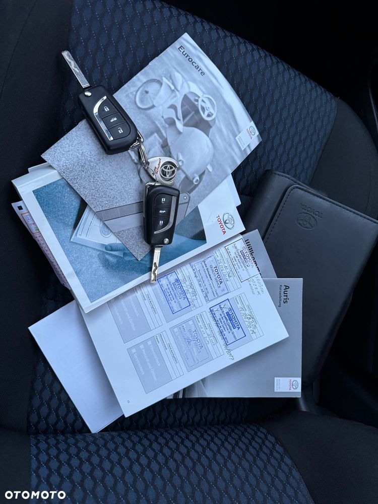 Toyota Auris 1.33 Dual-VVT-i Cool - 39