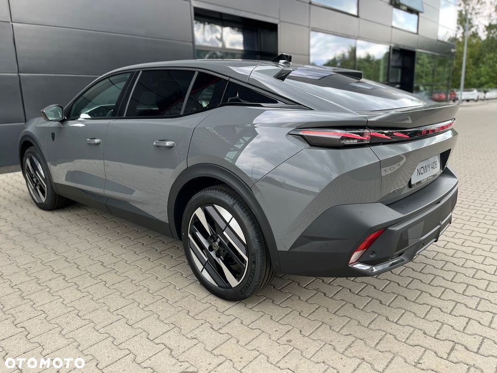 Peugeot 408 - 9