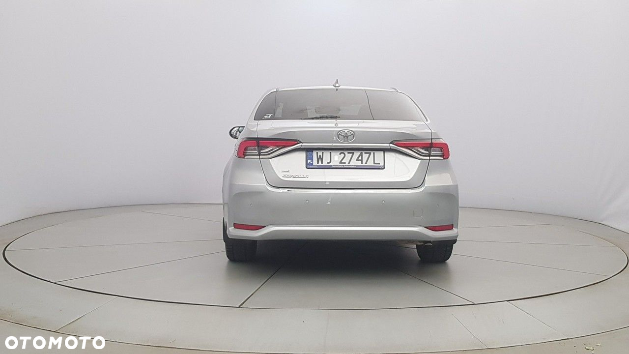 Toyota Corolla - 6