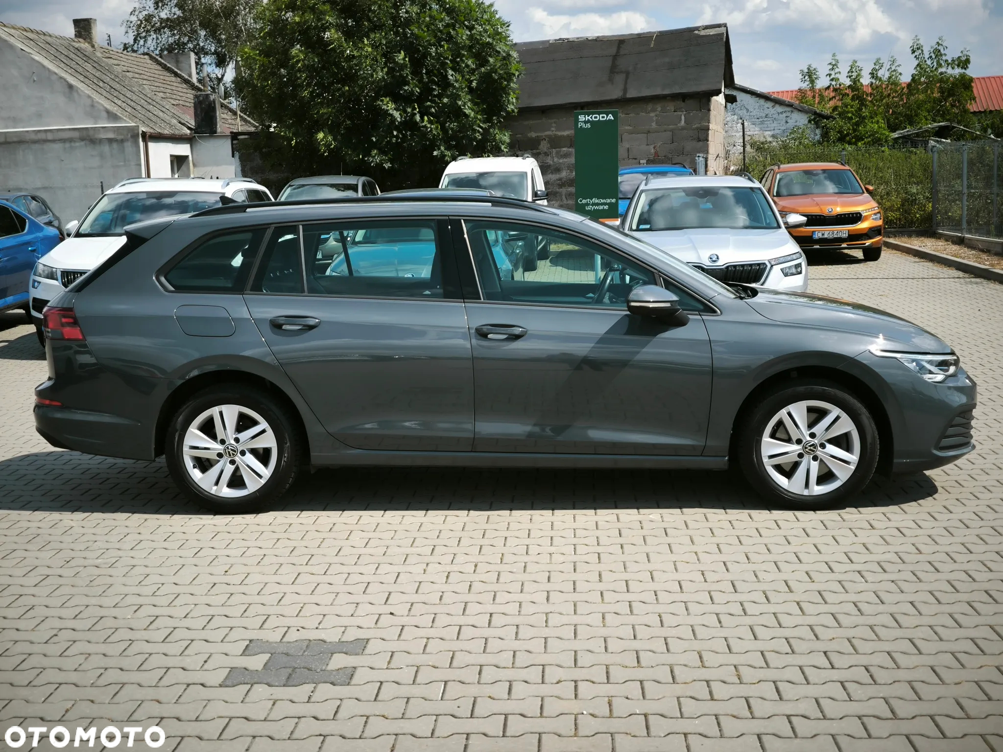 Volkswagen Golf VIII 2.0 TDI Life - 4