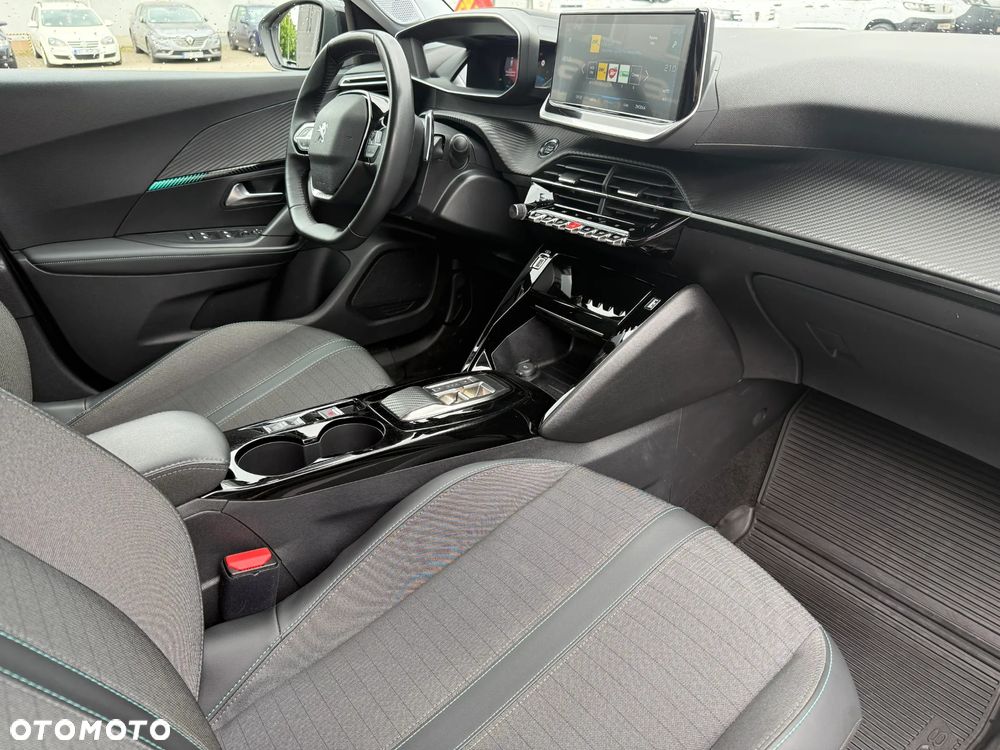 Peugeot 2008 1.2 PureTech Allure Pack S&S EAT8 - 14