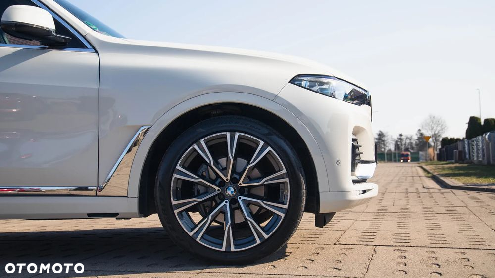 BMW X7 xDrive40i - 16