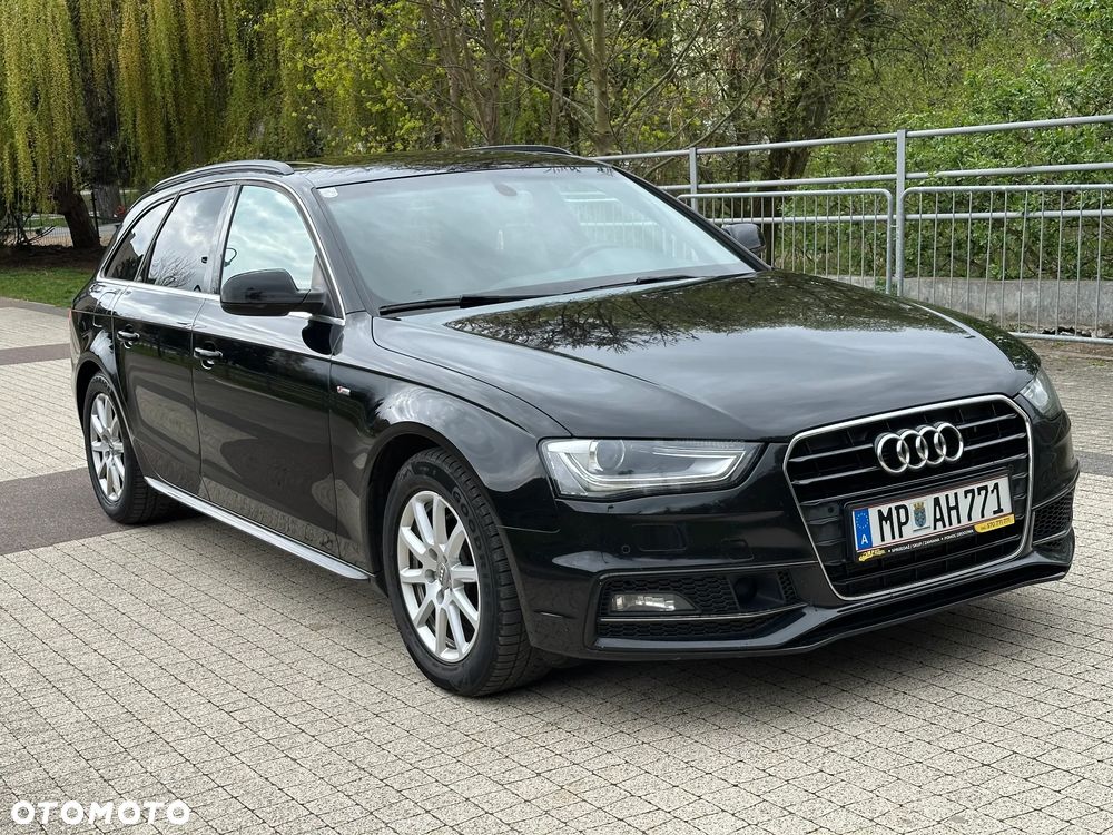 Audi A4 Avant 2.0 TDI DPF multitronic S line Sportpaket - 2