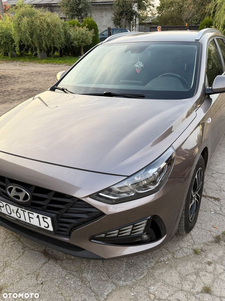 Hyundai i30 1.6 D Classic + - 7