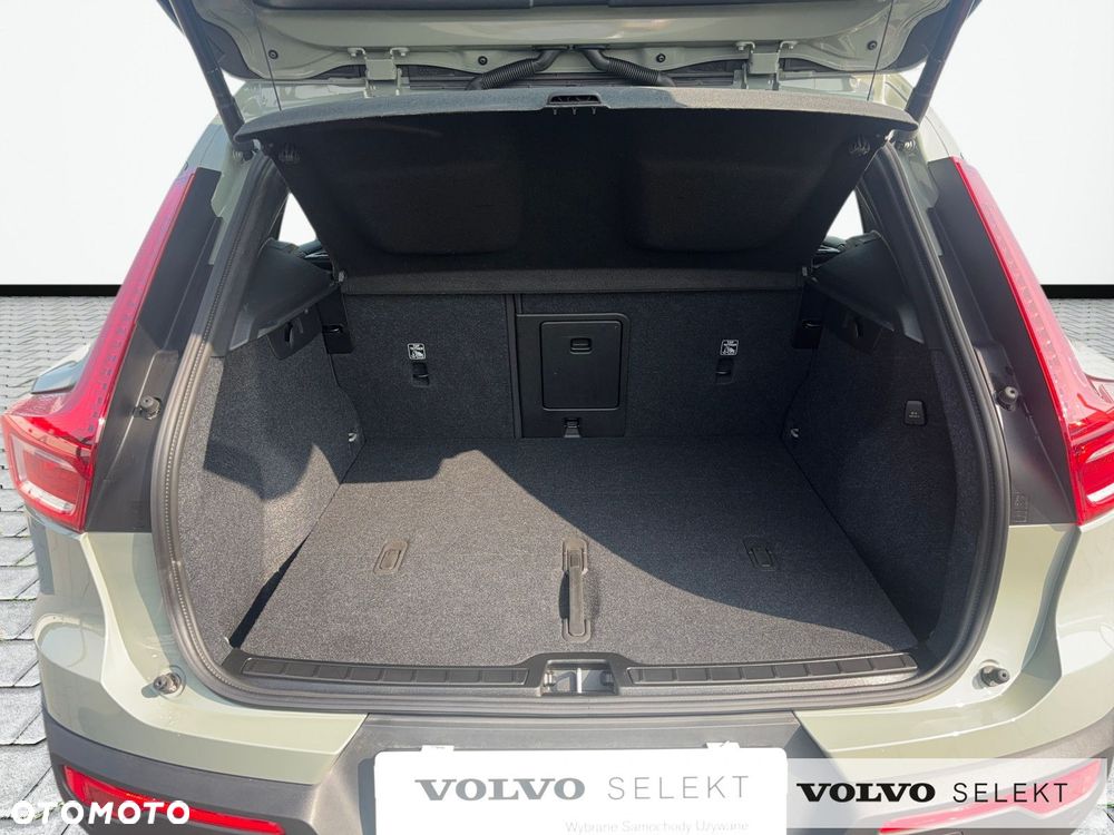 Volvo XC 40 - 18
